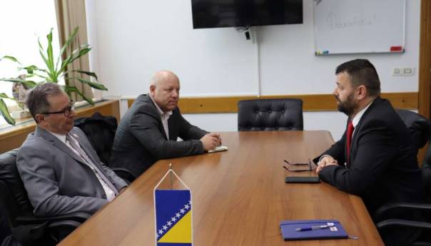 Hurtić: Važno da obilježavanje godišnjice genocida prođe bez problema