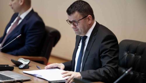 Hurtić zaprijetio napuštanjem sjednice ako na dnevnom redu ne bude imenovanje bošnjačkih kadrova