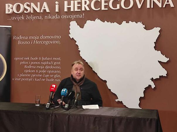 Huseinović: Filmom 'Agresija na istinu' suprotstavljamo se armiji negatora genocida