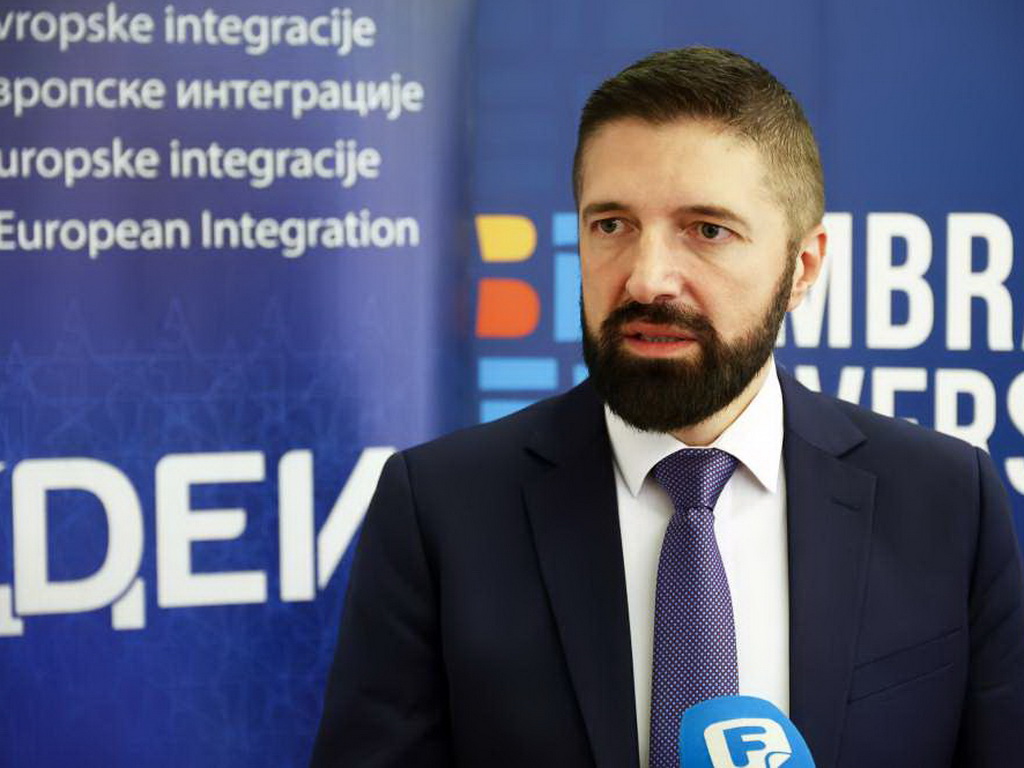 Husić: EK pozdravila usvajanje Reformske agende, od BiH se očekuje ispunjavanje preostalih uslova