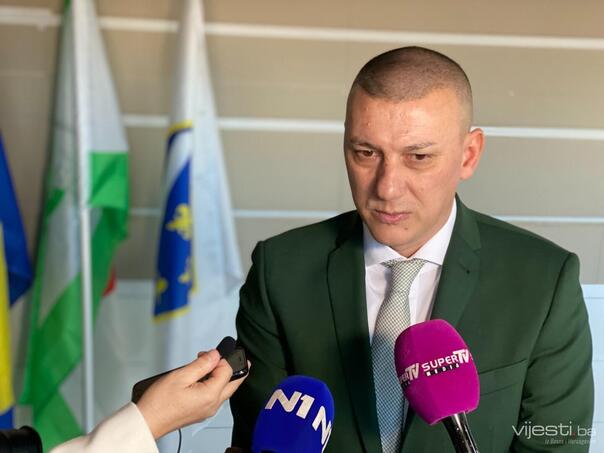 Husić za Vijesti: Ovo je lični i politički progon!