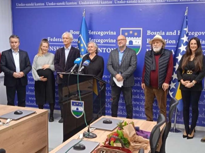 Hušić zahvalio Šerbedžiji, Rundeku, Kekinu i aktivistima koji su zaštitili Unu