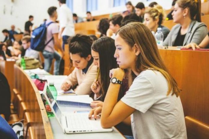 Husremović: Na Univerzitet u Sarajevu upisano oko 3.600 studenata