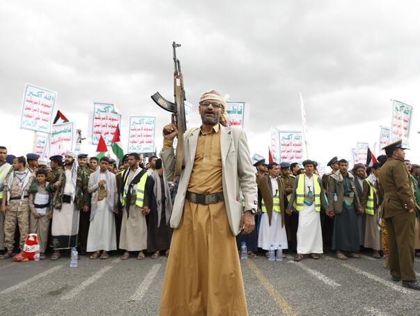 Huti najavljaju da će pojačati napade na brodove u Crvenom moru