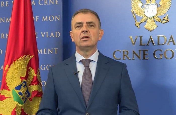 Hvala Vučiću na ponudi da nam donira tri naša respiratora, vjerujemo da su potrebniji Srbiji