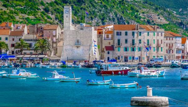 Hvar obustavlja uvođenje 5G tehnologije dok se ne dokaže da nije štetna po zdravlje