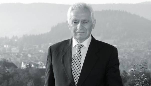 I brat Momčila Krajišnika preminuo od koronavirusa