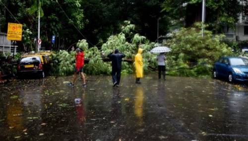 I Indiji poginulo 116 osoba od posljedica udara groma