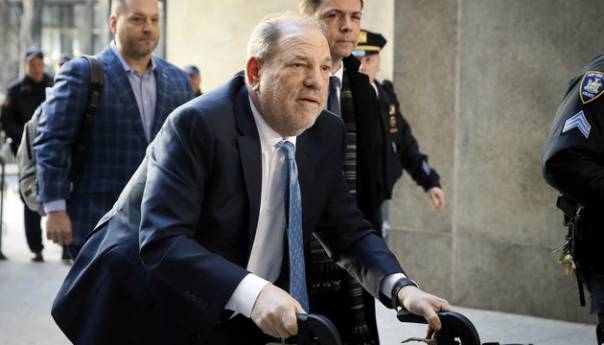 I sud u Los Angelesu proglasio Weinsteina krivim za silovanje