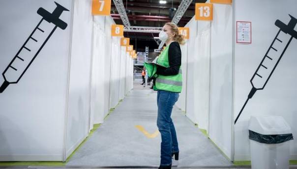 I u Njemačkoj ogorčenje zbog spore vakcinacije