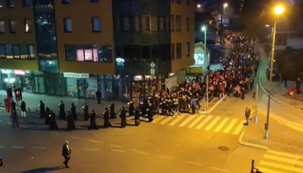I večeras okupljanja u nekoliko gradova u Crnoj Gori