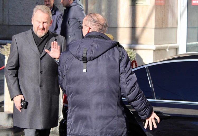 I vlast i opozicija trenutno na sastanku sa Palmerom i Eichhorst 