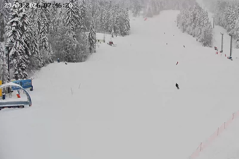 Iako je proljeće: Na Bjelašnici čak 239 centimetara snijega!