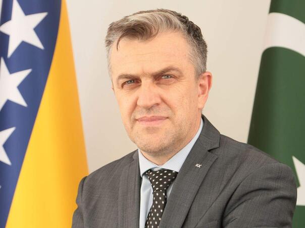 Ibadetima u mubarek noćima Božiji robovi srca čiste od grijeha