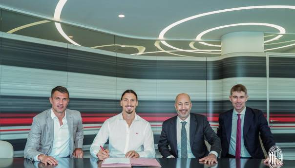 Ibrahimović je i zvanično u Milanu do narednog ljeta