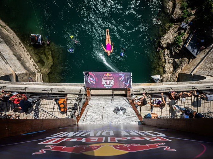 Iffland i Popovici obilježili drugi dan Red Bull Cliff Divinga u Mostaru