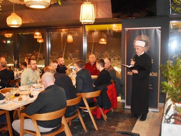 Iftar za privrednike: Muftija Kudić istakao važnost privrede za društvo