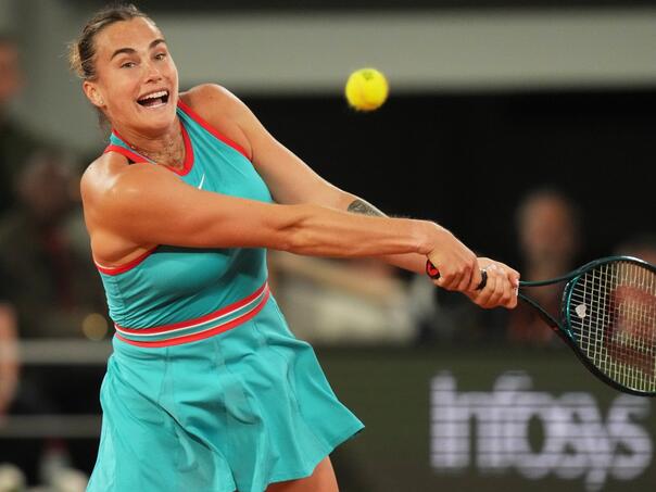 Iga pala u Parizu: Sabalenka pregazila Swiatek u odlučujućem setu