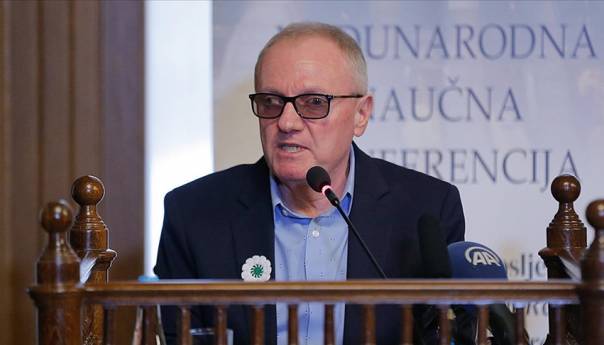 IGK: Danas se svi patrioti moraju boriti protiv udružene antibosanske koalicije