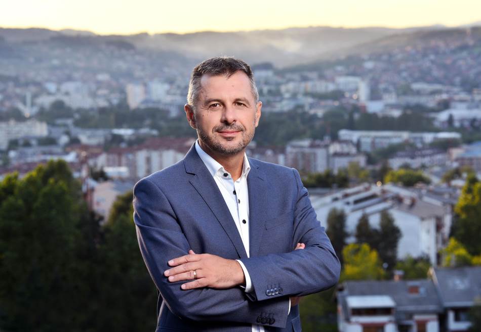 Igor Radojičić prekinuo šutnju: Vraća se u politiku?