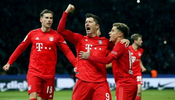 Igrači Bundeslige moći će slaviti golove samo dodirom laktovima ili nogama