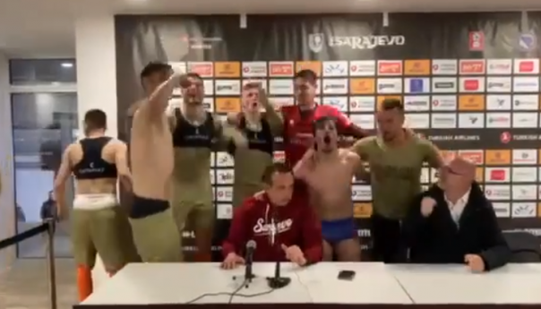 Igrači Sarajeva upali na pressicu i ludo proslavili