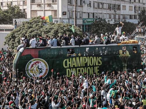 Igrači Senegala za nagradu dobili zemljište pored mora i premije