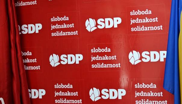 Igrokaz trojca Izetbegović-Dodik-Čović o tranši MMF-a je štetan čin podrivanja države