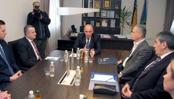 Ilegalni migranti u BiH trebaju biti smješteni u šatorska naselja, kao i u Turskoj