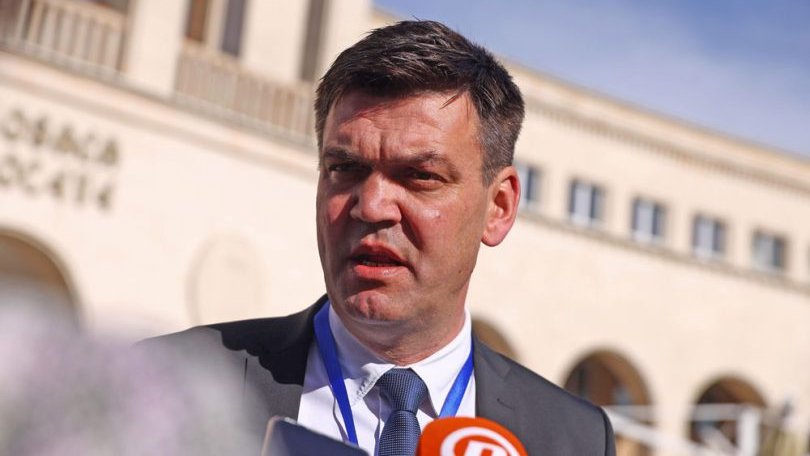 Ilija Cvitanović reizabran za predsjednika HDZ-a 1990