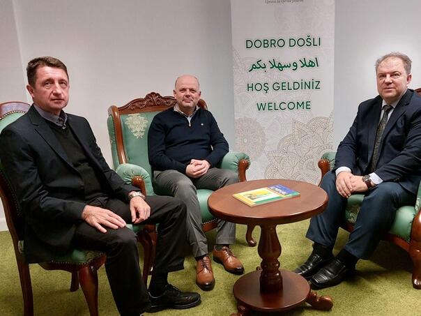 Ilmihal 1 preveden na norveški jezik