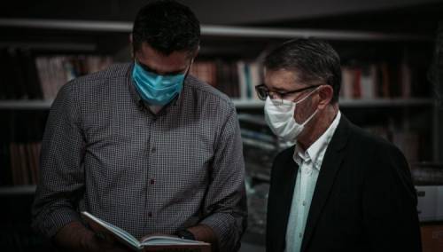 Imamović posjetio Memorijalni centar Srebrenica i darovao knjige