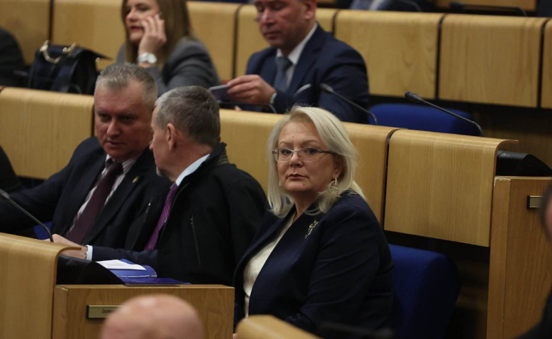 Imena kandidata za ministre danas kod Bradare, većina u Klubu pisala Lendi