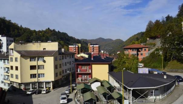 Imenovan Izborni štab probosanske liste "Moja adresa: Srebrenica"