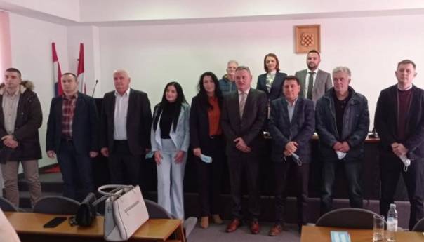 Imenovana nova Vlada Kantona 10, Ivan Vukadin predsjednik