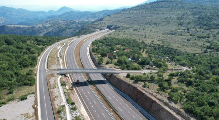 Impozantno: Pogledajte kako izgleda novootvorena dionica auto-puta u Crnoj Gori