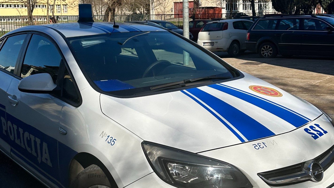 Incident na izborima u Podgorici, čovjek izboden nožem