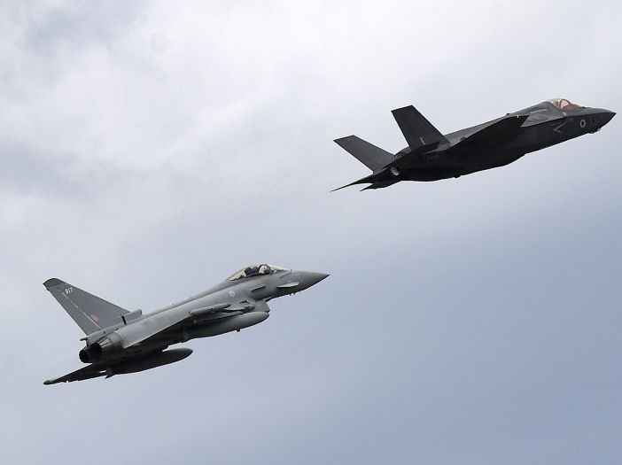 Incident na nebu uz granicu NATO-a: Presreli smo ruske avione