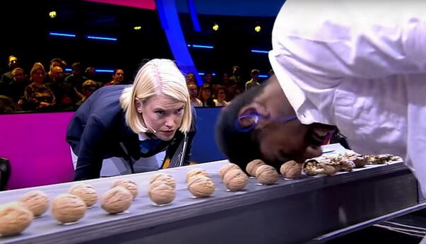 Indijac glavom razbio 273 oraha u minuti i postavio novi svjetski rekord