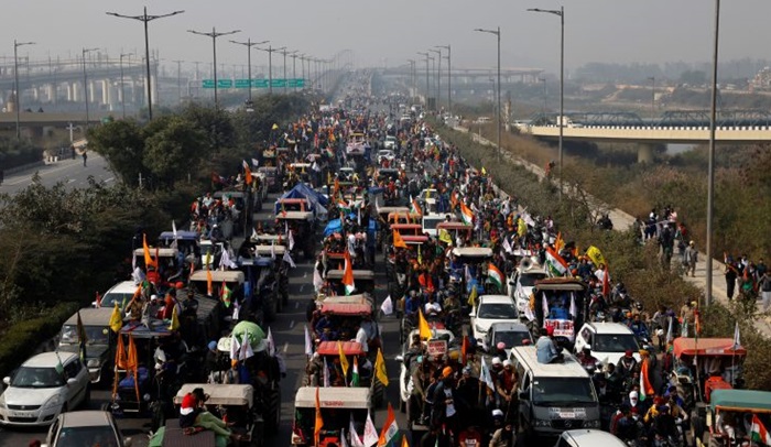 Indijski farmeri probili barikade, došlo do sukoba s policijom
