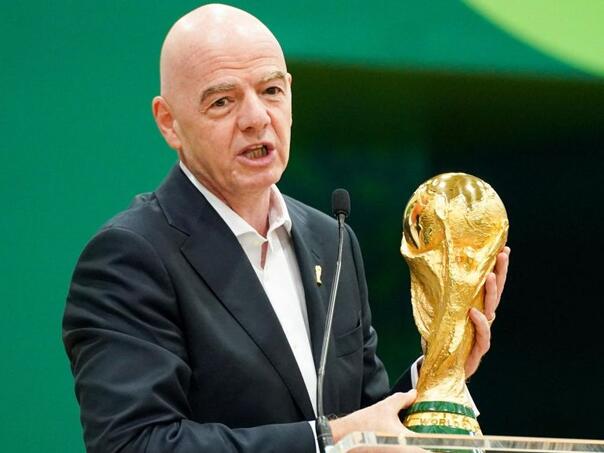 Infantino vraća Rusiju u FIFA takmičenja, Ukrajinci bijesni