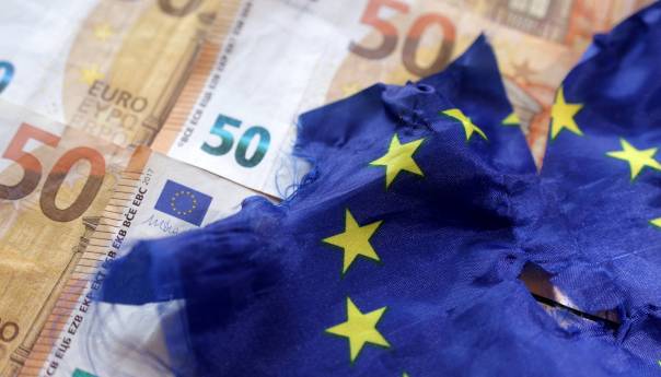 Inflacija u eurozoni u blagom padu drugi mjesec zaredom