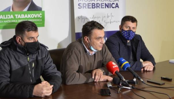 Inicijativa za Srebrenicu: Nećemo se povući pred pritiscima