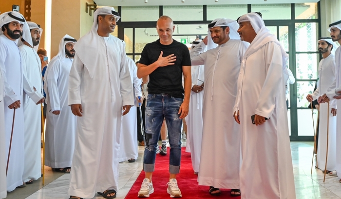 Iniesta (39) se pridružuje Emirates Clubu