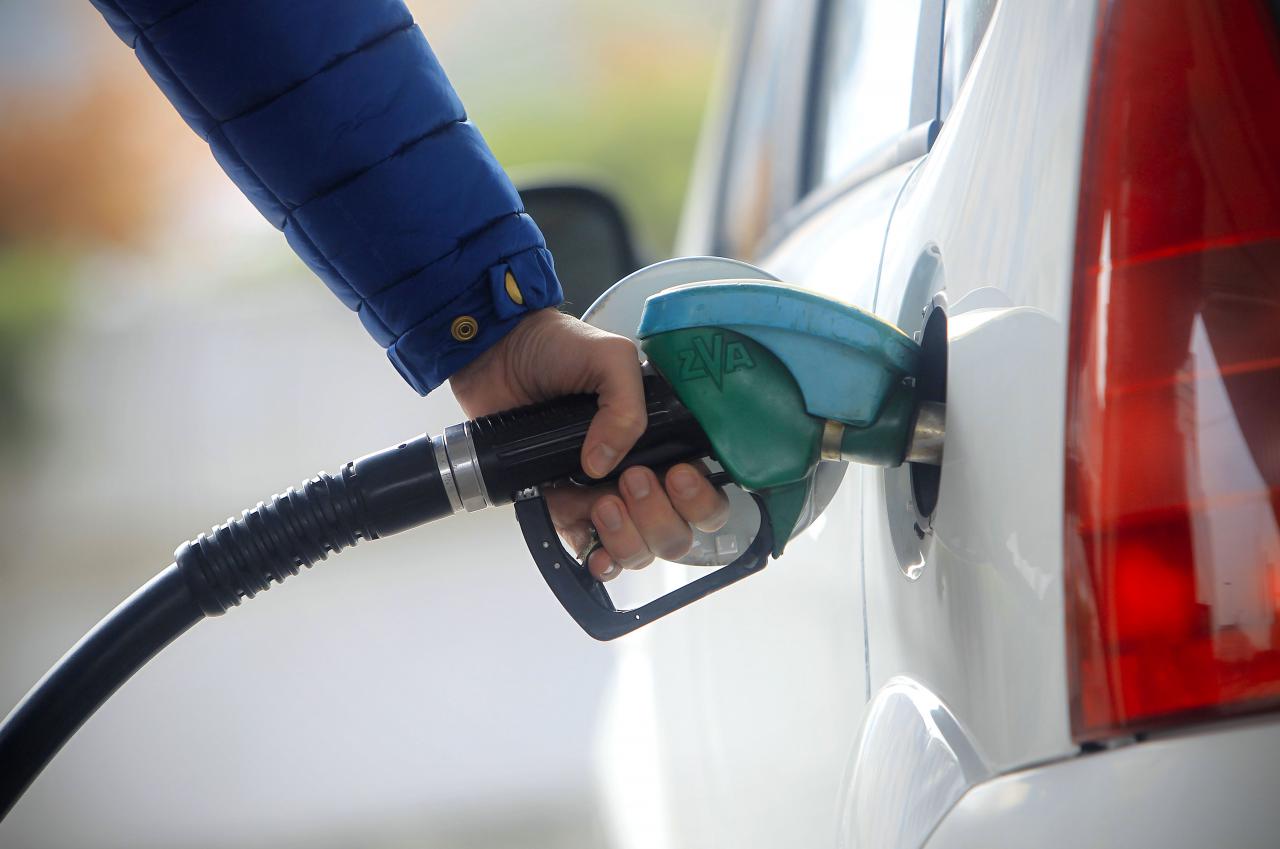 Inspekcija na benzinskoj pumpi zatekla 13.000 litara goriva bez prateće dokumentacije