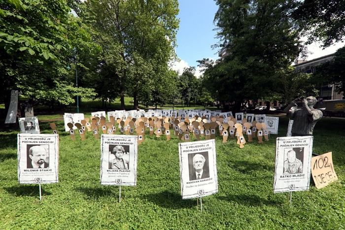 Instalacijom u Sarajevu obilježen Dan bijelih traka