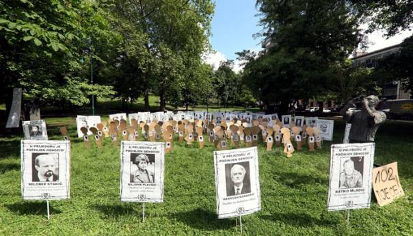 Instalacijom u Sarajevu obilježen Dan bijelih traka