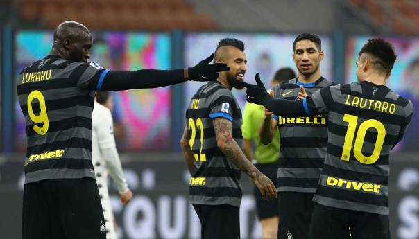Inter deklasirao Benevento i zadržao priključak za Milanom