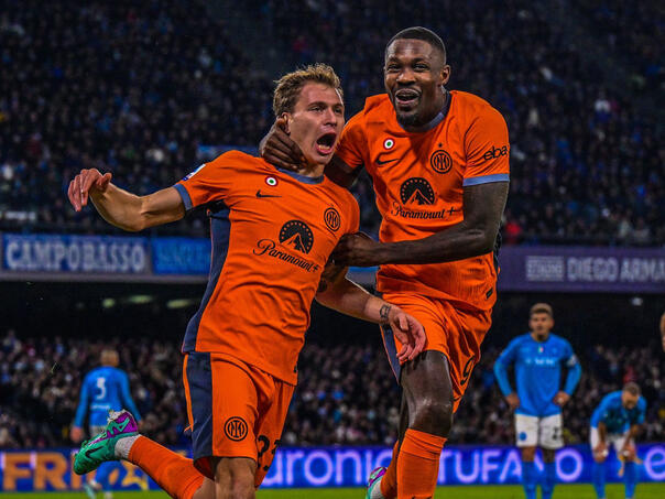 Inter deklasirao Napoli i ostao na vrhu tabele