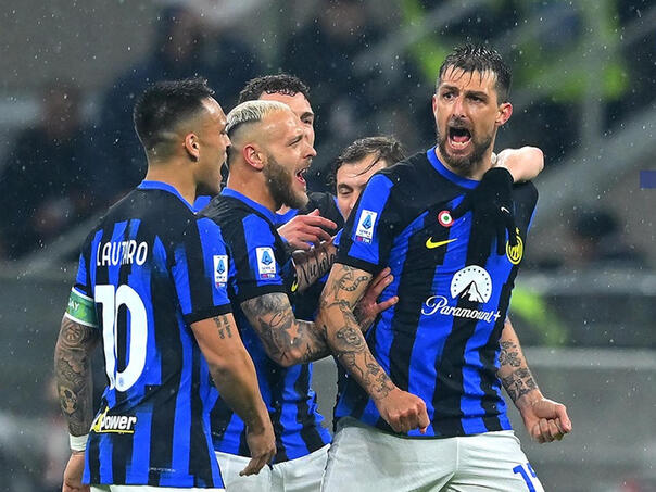 Inter savladao Milan i osigurao 20. titulu prvaka Italije!